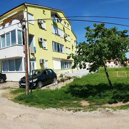Luka Apartment